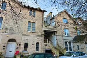 Front Entrance- click for photo gallery